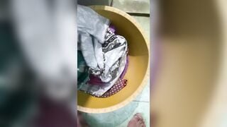 kí sụ trộm quần lót của em họ chưa giặt phần 13