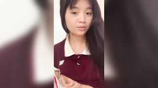 em gái tố uyên 2008 show vú chỉ vì chiếc 14promax siêu múp