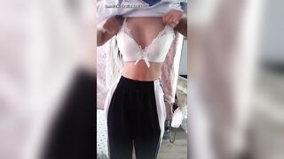 Đi học về là nứng