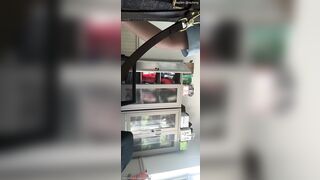 Quay lén phòng thay đồ của các e nhân viên tiệm Spa vú bự
