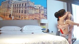 Địt để thế với đứa em họ mình dây hàng ngon dâm đãng rên la kích thích
