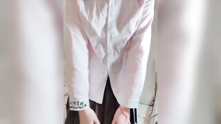 Cô gái 2k6 nứng lồn thủ dâm 6