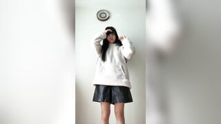 Bé rau học sinh mặt ngây thơ lần đầu tự quay video móc cho a xem p2,lồn e hơi thâm