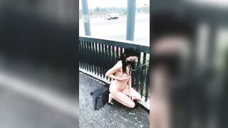 Siêu phẩm dắt em slave thỏa thân nơi công cộng