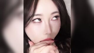 Gái dâm vú to mông bự lồn múp khoe hàng dâm đãng kích thích p2