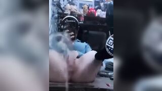 Lên đỉnh bắn nước lồn và lỗ đít co bóp sung sướng