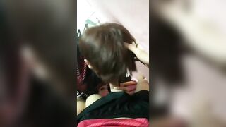 Em trai bú cu cho anh