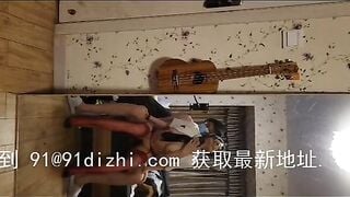 Bitch chính hiệu,mồm và lồn đều là cái bồn chứa tinh nghe lời,chảy nước dãi khi đc đụ