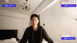 Nữa đêm gọi bé b thân xinh đẹp sang nhà bú cu còn ép em ép vú hình trái tim cho xem