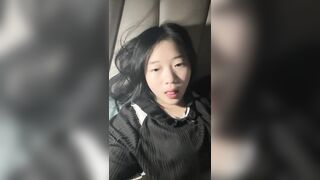 Em Loli xinh như Thiên Thần vậy tập tành thủ dâm xem mà nứng vãi
