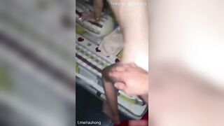 Chị dâu mình dây dâm đãng tranh thủ nữa đêm lén lút đóng kín cửa đụ nhau với e trai