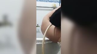 Quay lén em gia sư