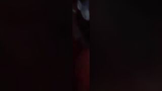 Địt nhau với em gái mưa trên oto