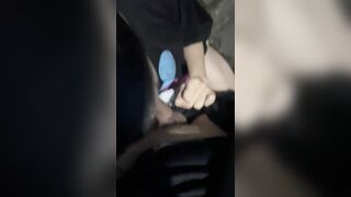 Em học sinh bú cu nơi công cộng