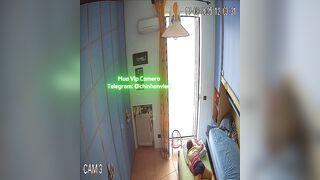 Hack Camera Em Gái Vừa Xem Sex Vừa Thủ Dâm