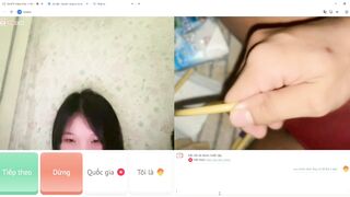 ometv thông lổ đái cho em gái dâm tò mò xem cực phê p1