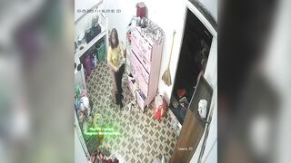 Hack Camera Chỗ Thay Đồ Của Chị Gái Vú To