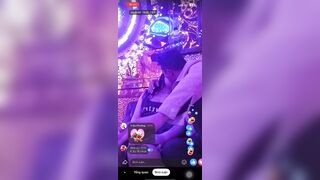 Karaoke đang hot