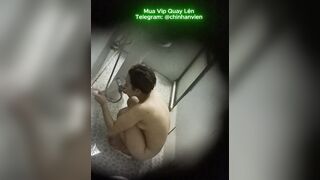 Quay Lén Em Công Nhân Múp Tắm Đêm