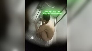 Quay Lén Em Công Nhân Múp Tắm Đêm