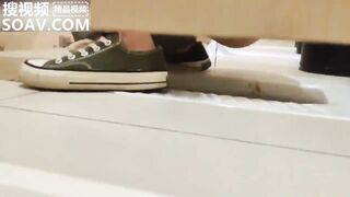 Toilet 2
