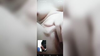 Đầu năm mở hàng với bà chị họ dâm bím múp