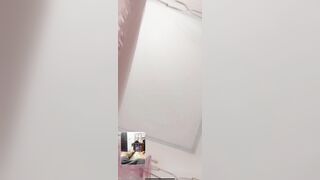 Chị già cạnh nhà thèm cu gọi video xả