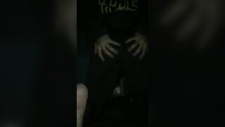 Em bot 2k10 thik khoe dáng trên tiktok