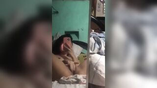 Em loli 2k9 show bướm không lông trước gương