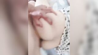 địt đến mức đau chân cãn phải phục vụ em