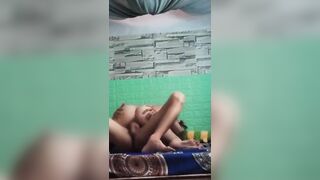 Vãi, Đôi HS Lớp 11 Djt Nhau quay video Lút cán cận cảnh xuất tinh vào lồn sướng rên r