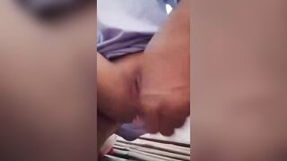 Nhét cả đầu nhọn ✏️ vào Lồn hỏbg hết tử cung