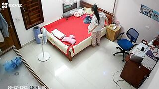 Hack cam thằng em giúp con chị lớp 10 thay đồ p14