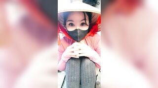 Mưa gió em cùng chăm khoe vú to lồn múp múp