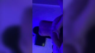 đang bú cặc mà anh cứ hỏi ai là con đĩ của anh