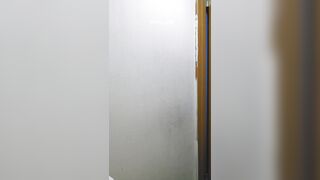Thần thái loli đáng yêu biến thành JK biến thái chỉ với một cái búng tay