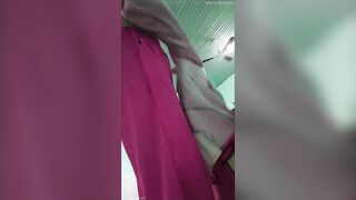 Quay lén chị gấu dâu thay đồ