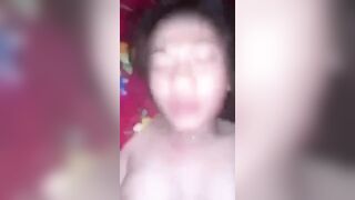 em gái *** lộ clip sex với bạn trai