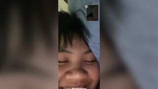 Ghạ con e họ mãi mới cho xem