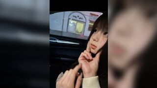 Dẫn em gái nuôi về nhà đòi thịt
