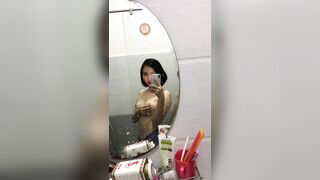 em mới lớn nhưng em dâm