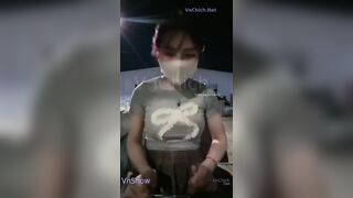 MMlive gachich (Eria2004) lang thang ngoài công viên gạ chịch người lạ và cái kết tê