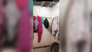 em học sinh dâm dục live khoe quần lót
