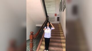 Sex gạ em Ngọc Nhi vạch vú để sục cặc mà em vạch lồn ra móc cùng luôn