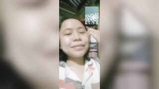 E gái học sinh *** call khoe hàng
