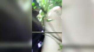 Em gái teen châu Âu hòa mình cùng thiên nhiên, public luôn