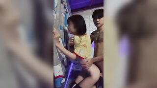 học sinh bé mới lớn nghe lời trai làng địt nhau như gà