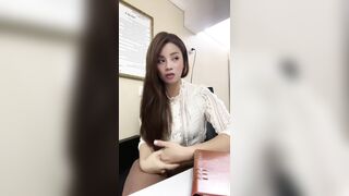 trên lớp em là cô giáo lên giường em hóa con đĩ