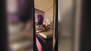 Em tiktoker đi khách bị quay lén