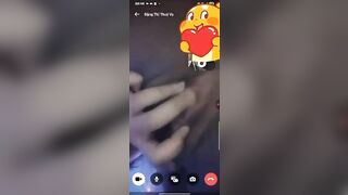 Gái call lol cho người yêu xem
